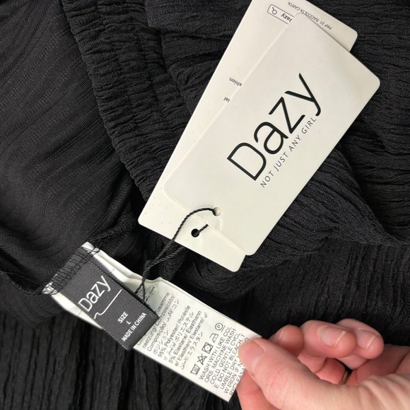 Chic Black Wide Leg Pants - Picture 3 of 5